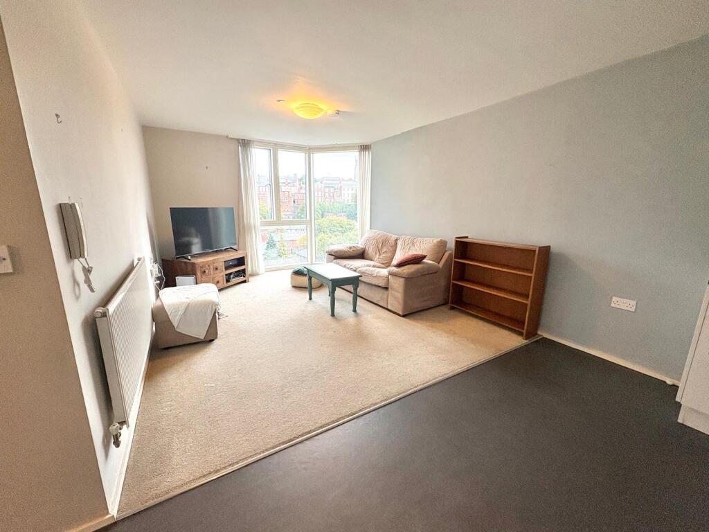 Apartment in Nottingham, Nottinghamshire - View 3
