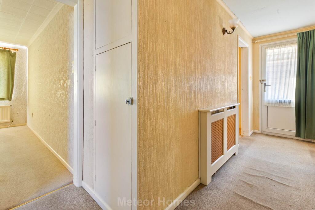 House in Grimsby, Wybers Wood - View 2