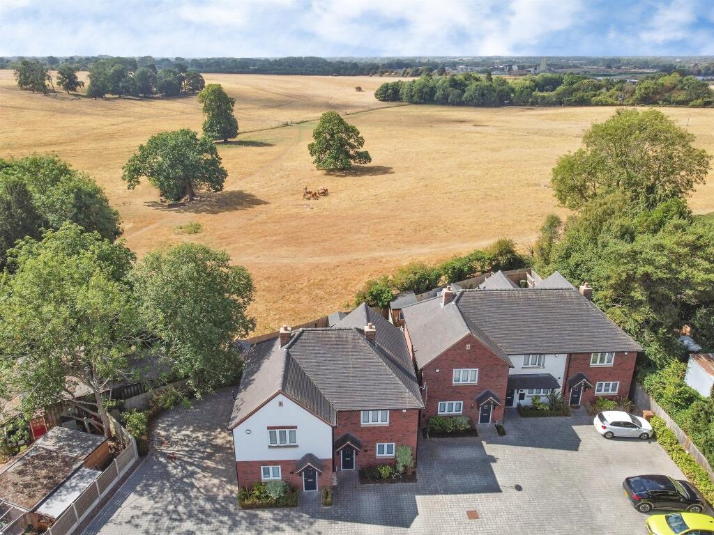 House in Coventry, Brownshill Green, Allesley - View 5