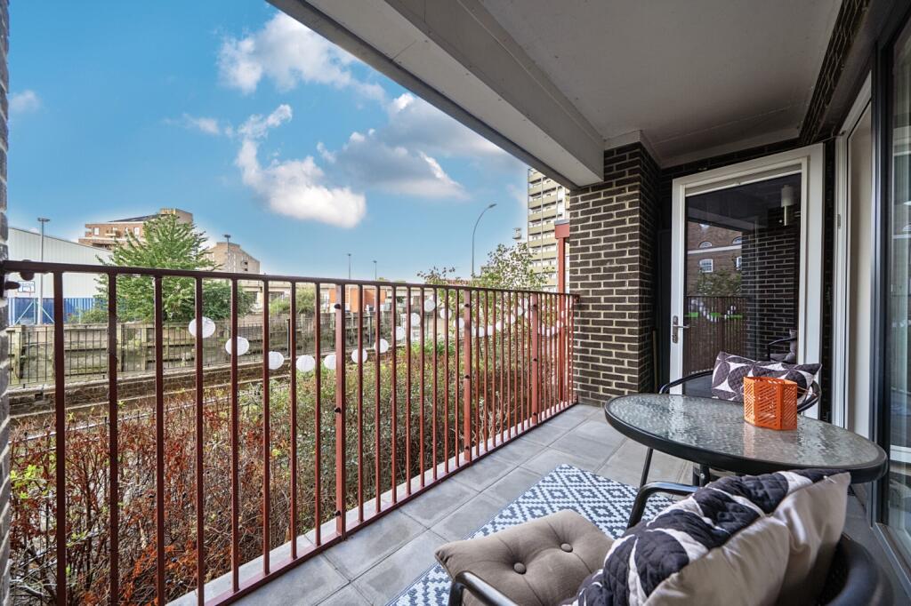 Apartment in London, Royal Borough of Greenwich - View 5