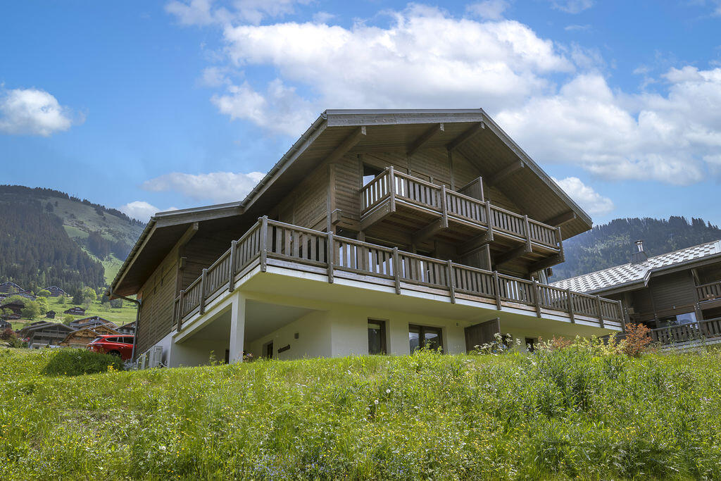 Main image of property: Superb, Recently Built 5 Bed Semi-Chalet with Views, Chatel