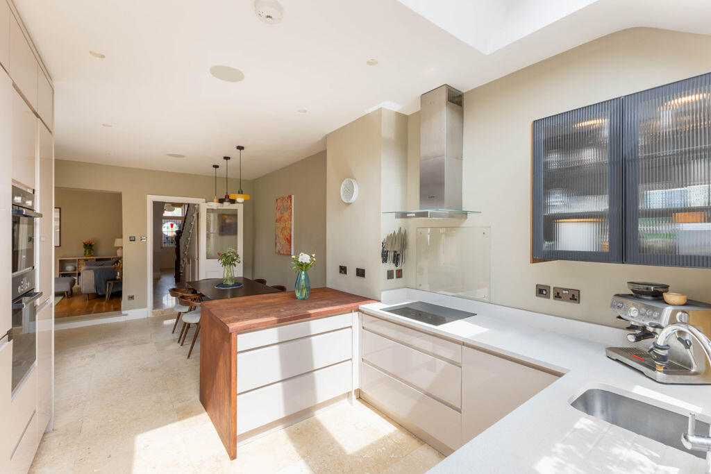 Woodlands, Gosforth, Newcastle Upon Tyne  photo 4