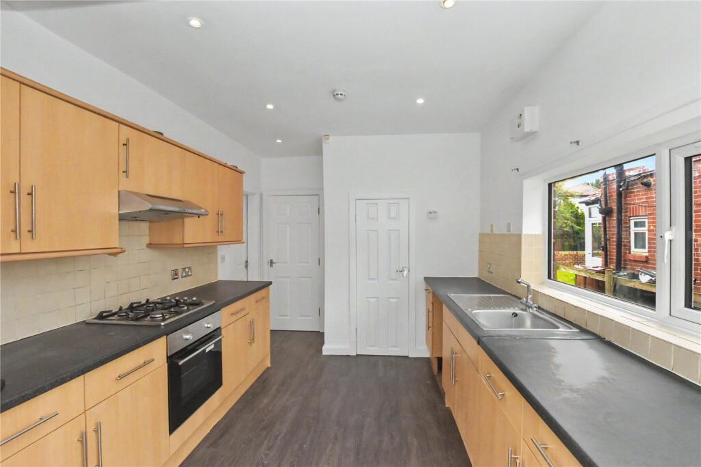 House in Leeds - View 4
