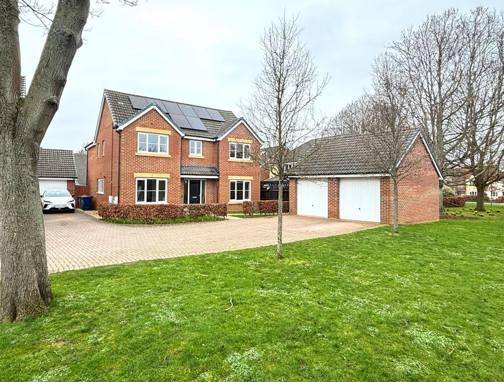 Main image of property: Bobbin Close, Brockworth, Gloucester