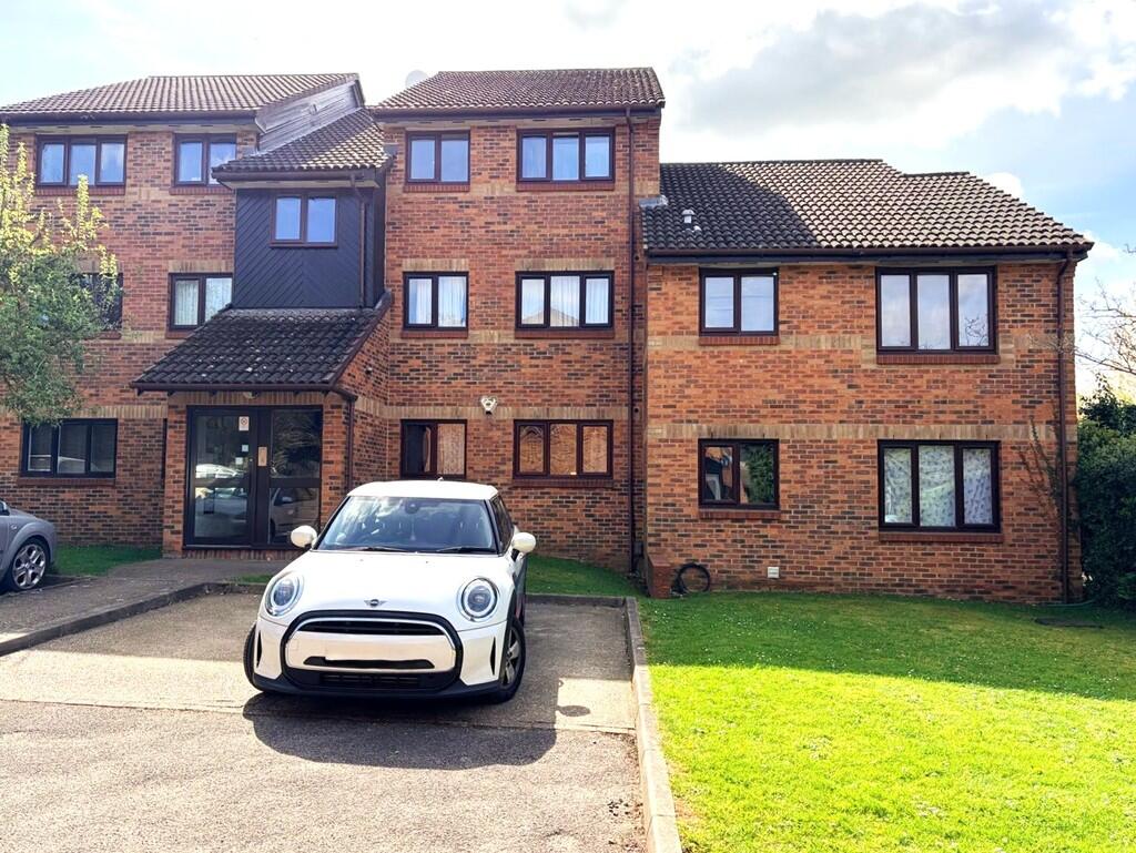Tudor Close, Hatfield