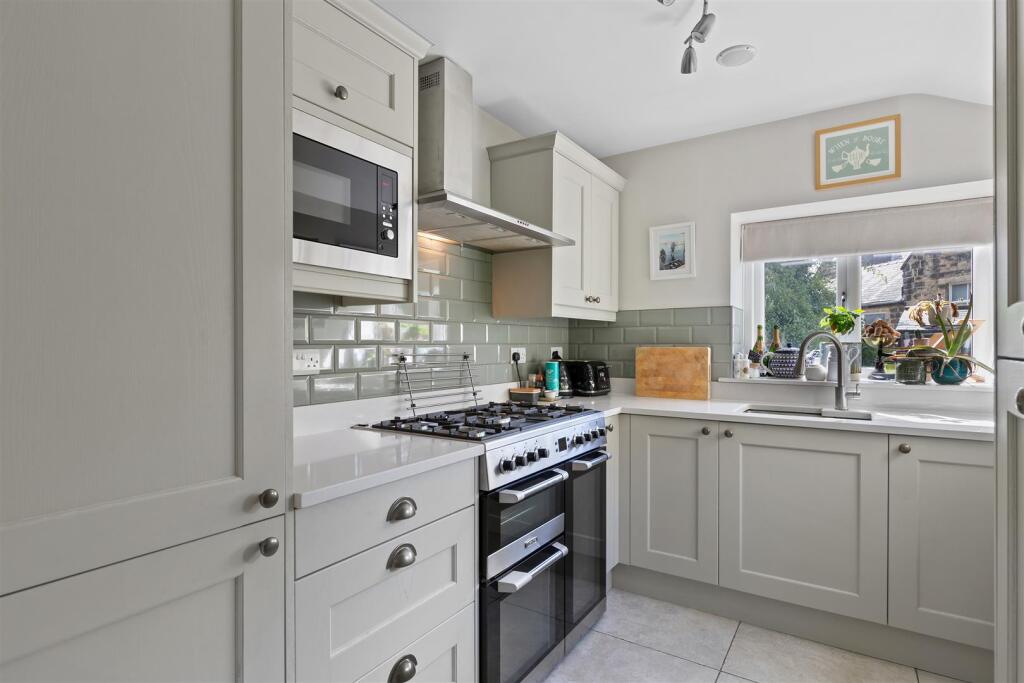House in Bradford, Middleton Estate, Ilkley - View 3