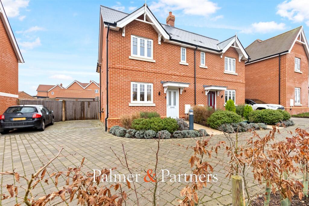 3-bed semi-detached on Bonita Walk, Chesterwell, Colchester, Essex, CO4, £385,000