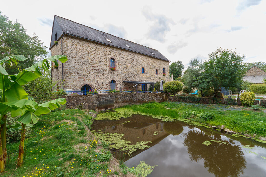 Main image of property: Pays de la Loire, Mayenne, Montsûrs