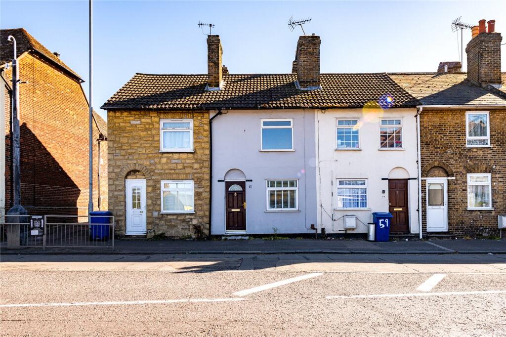 Main image of property: London Road, Sittingbourne, Kent, ME10