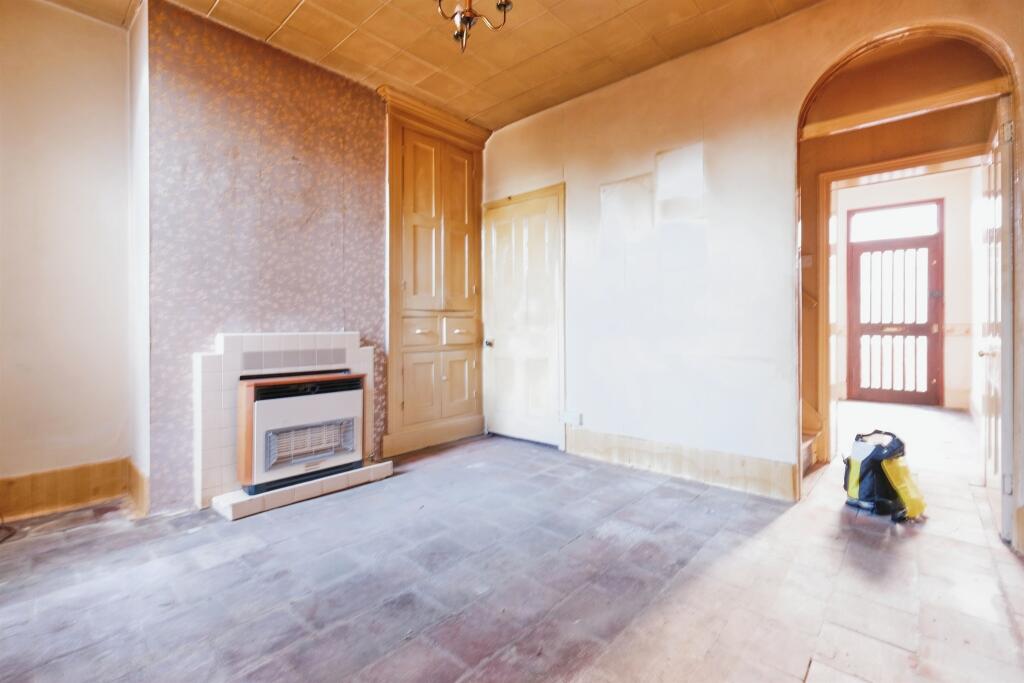 House in Kidderminster, Aggborough - View 4