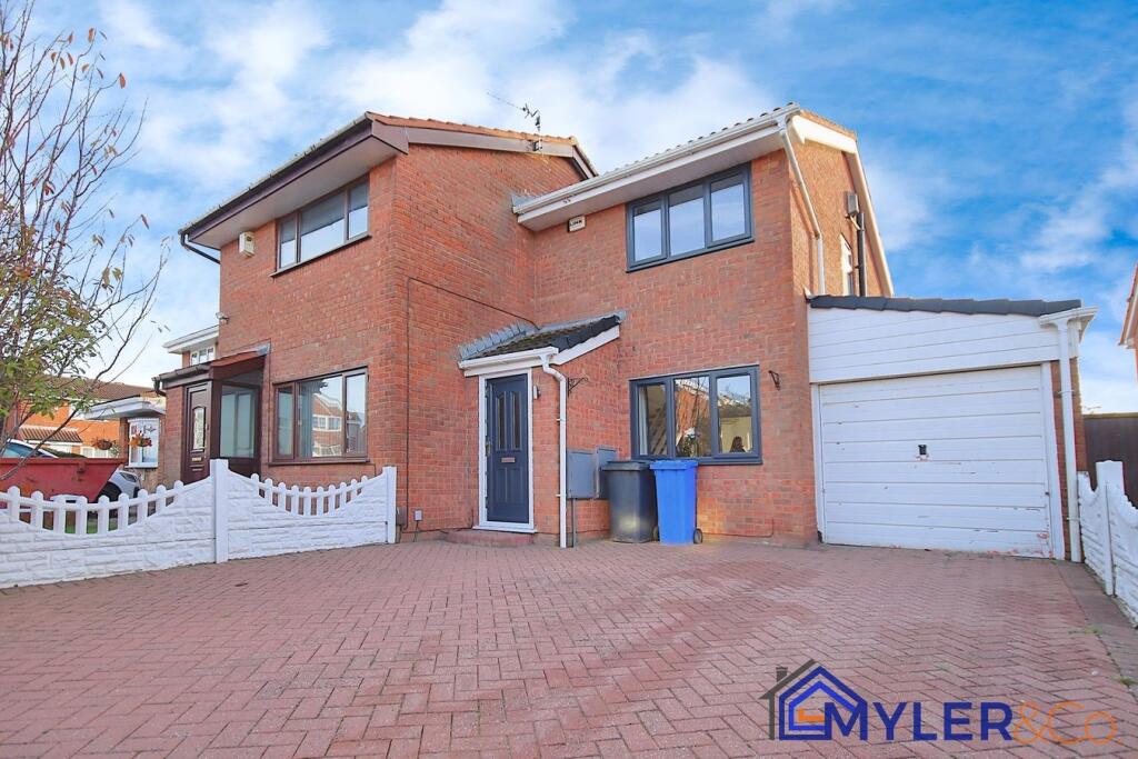 Main image of property: Oxton Close, Widnes, WA8