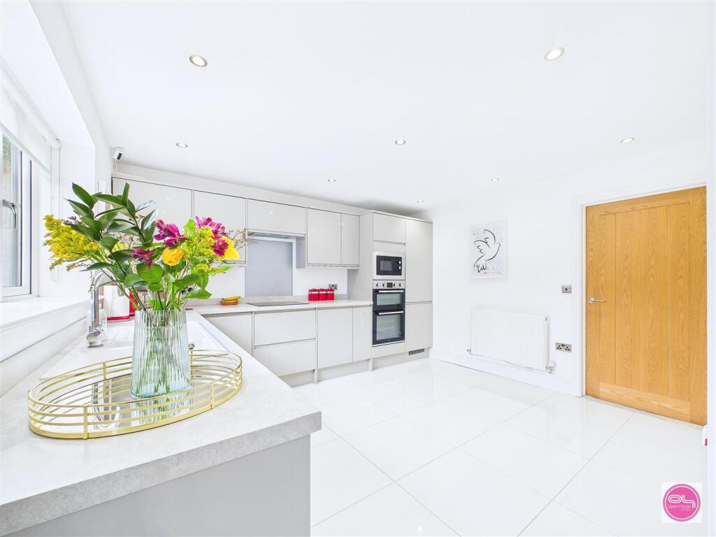 Main image of property: Cross Street, Castle Gresley
