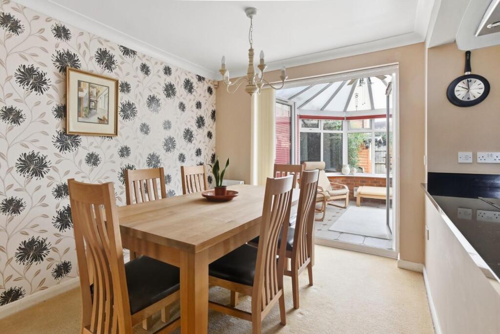 House in Stratford-on-Avon, Stratford-upon-Avon - More