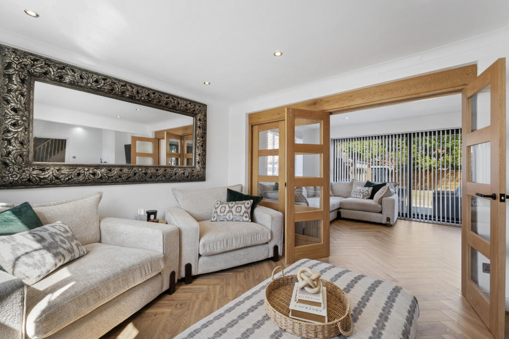 House in Tonbridge - View 5