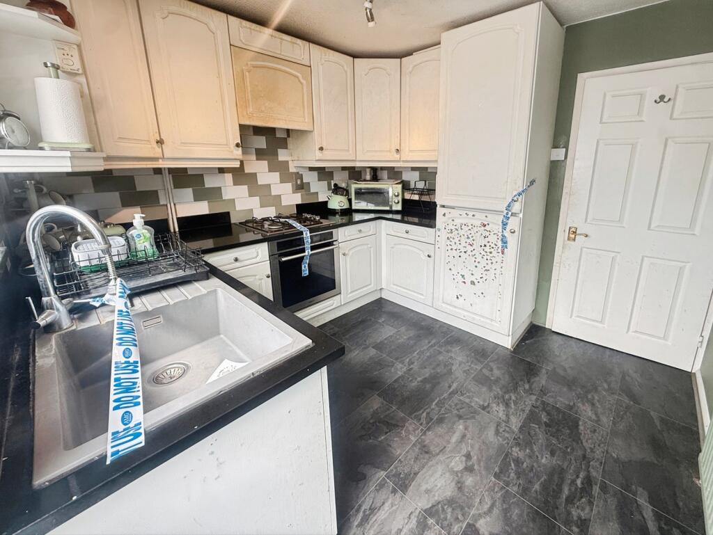 Overstrand Close, Bicester, Oxfordshire photo 4