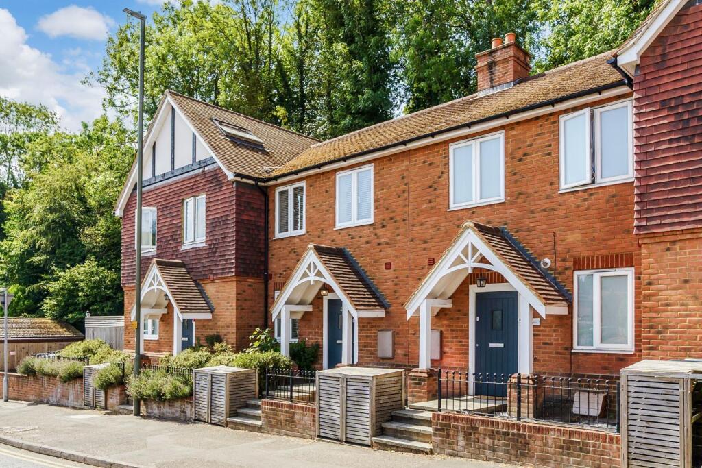 Main image of property: Ashurst Road, Tadworth