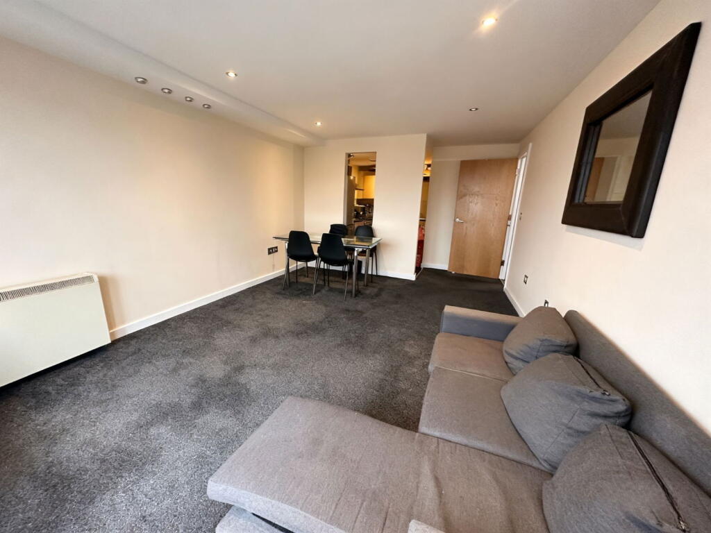 Apartment in Birmingham, Rea Valley, Digbeth - View 5