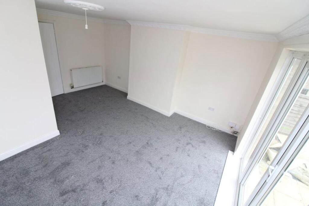 House in Sheffield, South Yorkshire - More