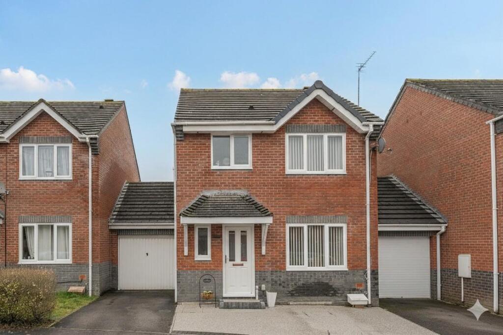 Main image of property: Selions Close, Chippenham