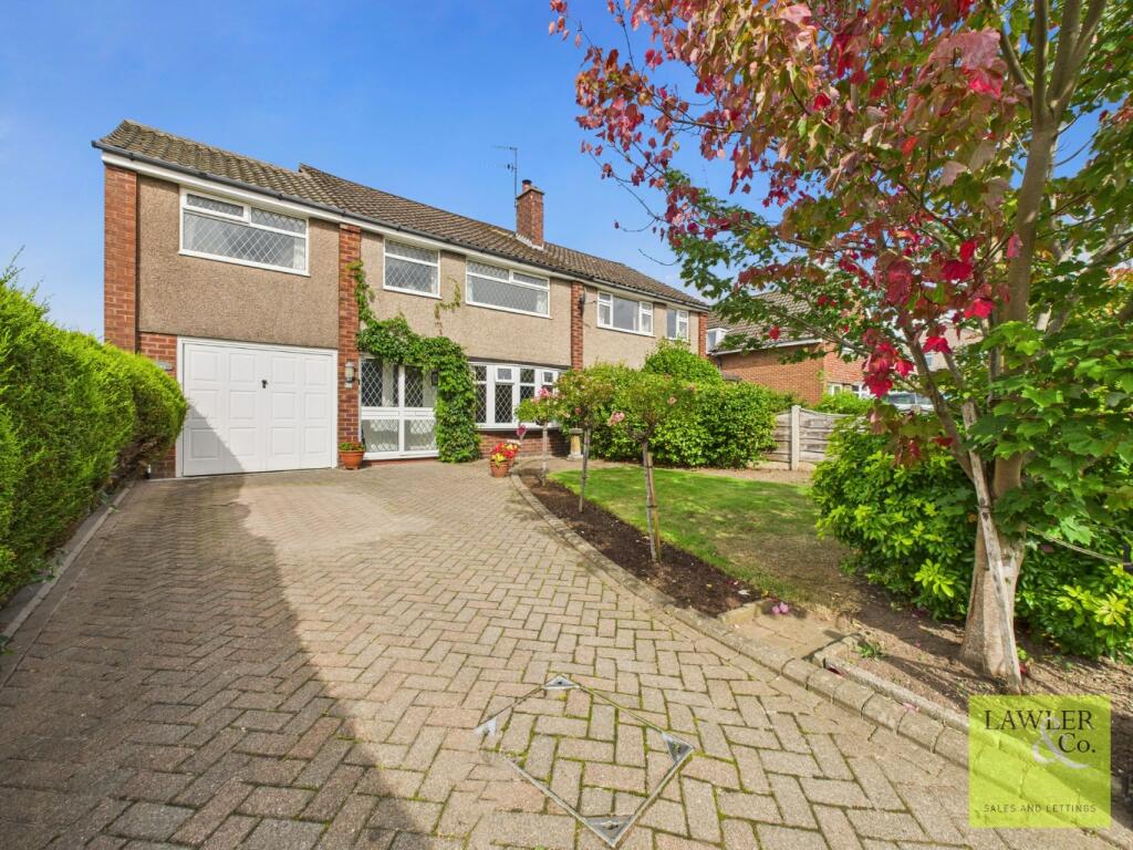 4-bed semi-detached on Brookside Avenue, Poynton, Stockport, Cheshire, SK12 1PW, £450,000