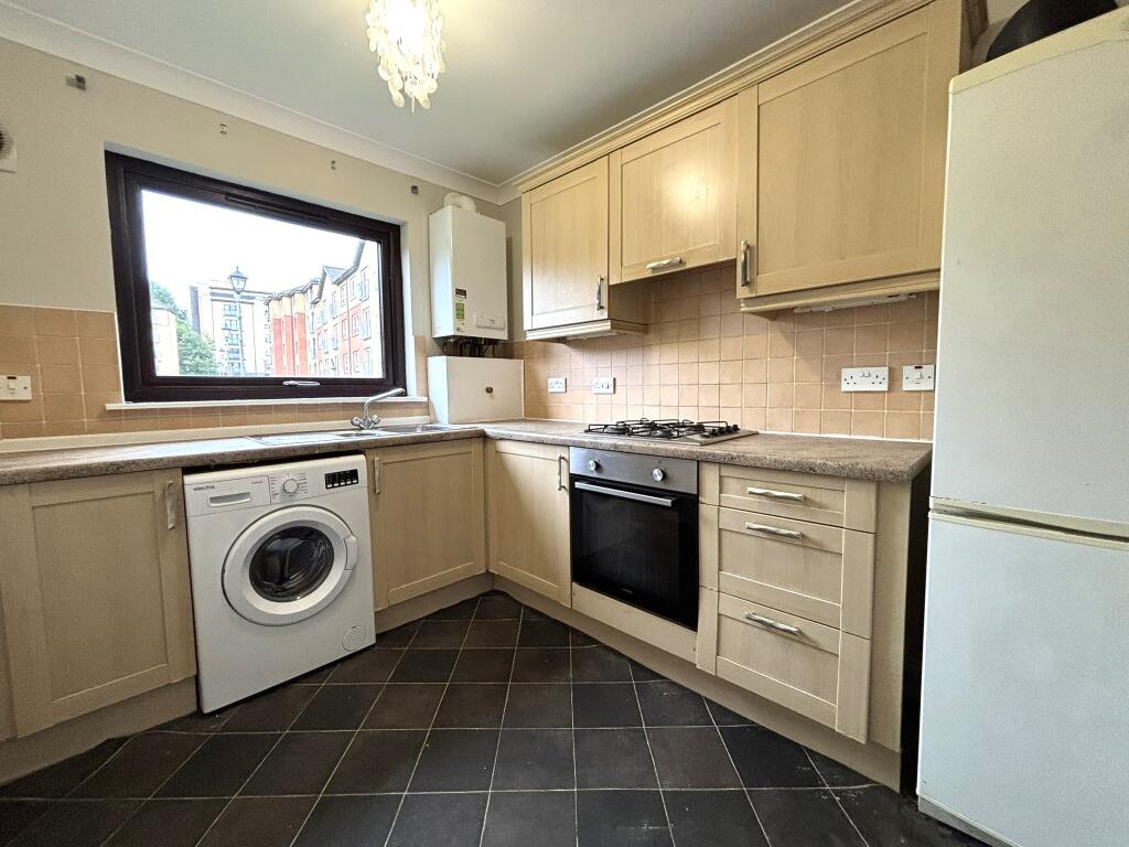 Apartment in Glasgow - View 3