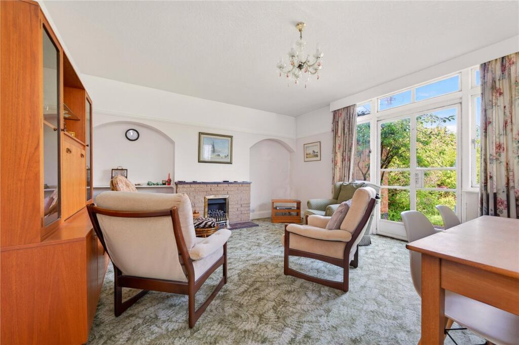Shanklin Drive, South Knighton, Leicester, LE2 - View 6