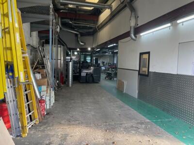 Photo 3. Unit 2.