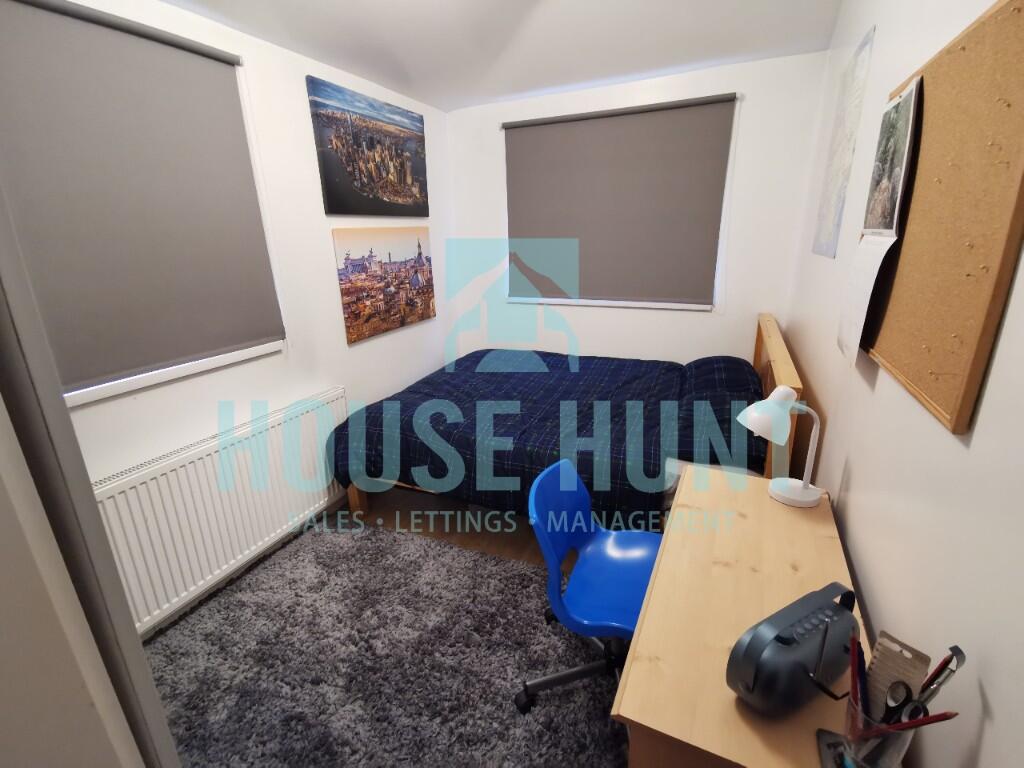 6 bedroom terraced house for rent