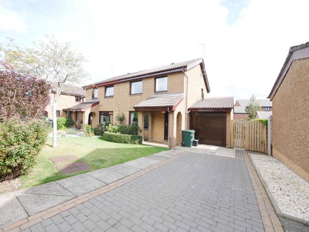 Main image of property: Candlemaker`s Park, Edinburgh, EH17