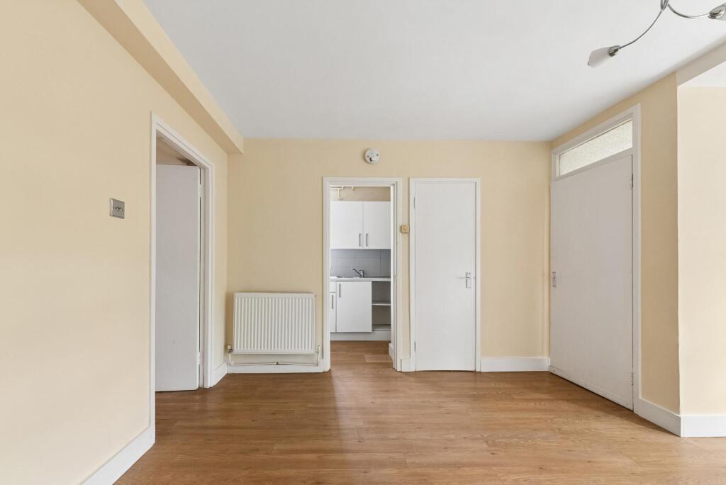 Apartment in London - View 5
