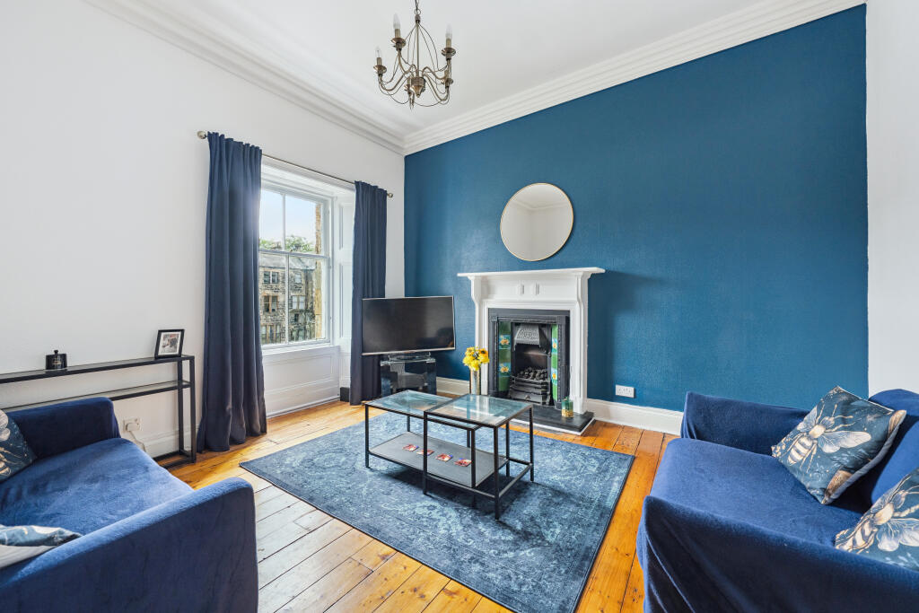 Apartment in Glasgow - View 2