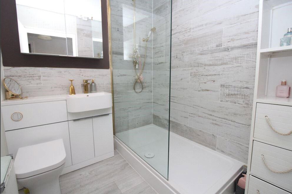 Apartment in Stockport - View 4