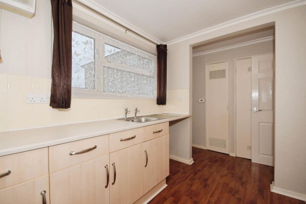 Campbell Court, Church Walk, New Whittington, Chesterfield, S43 photo 3