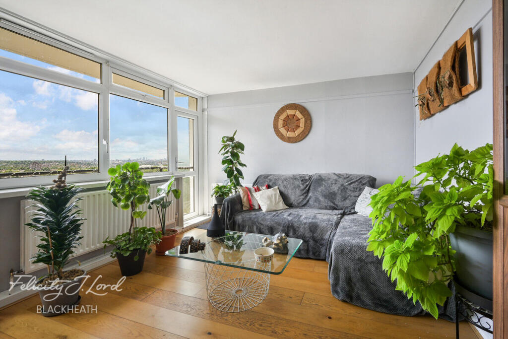 Apartment in London, Woolwich Dockyard, Charlton Riverside - View 2