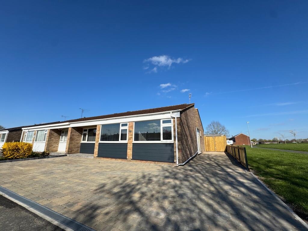 Main image of property: Fitzmaurice Close, Covingham, Swindon, SN3
