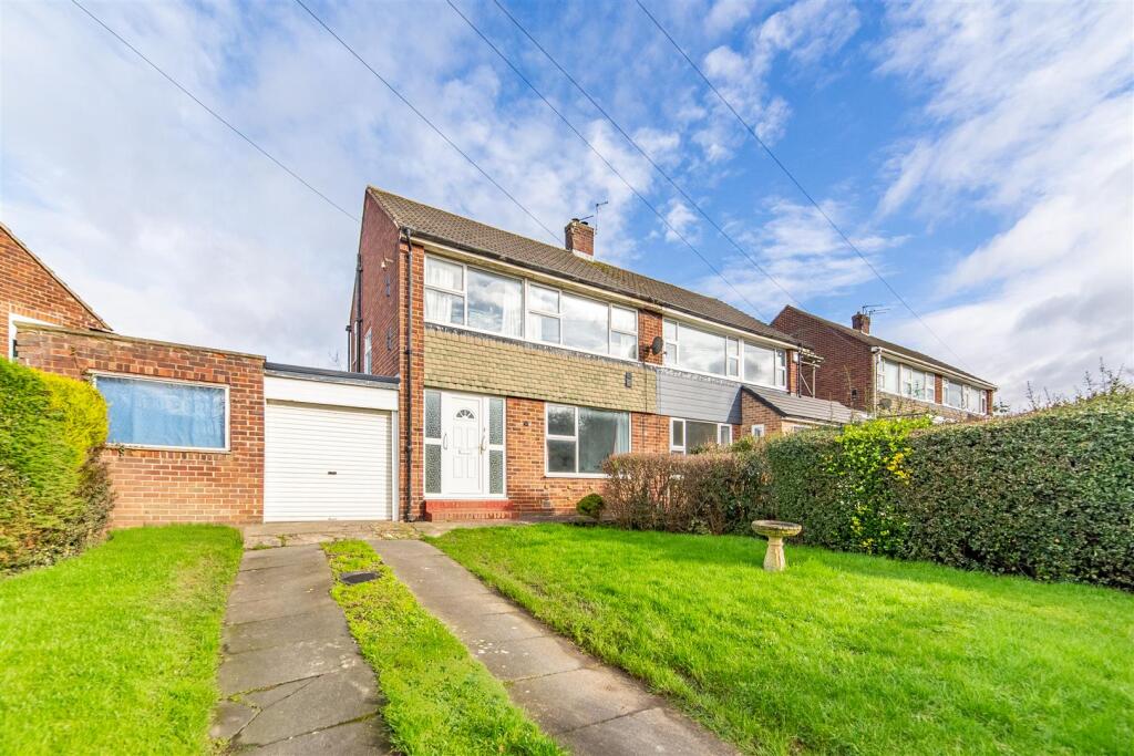 3-bed semi-detached on Cranwell Drive, Wideopen, NE13, £225,000