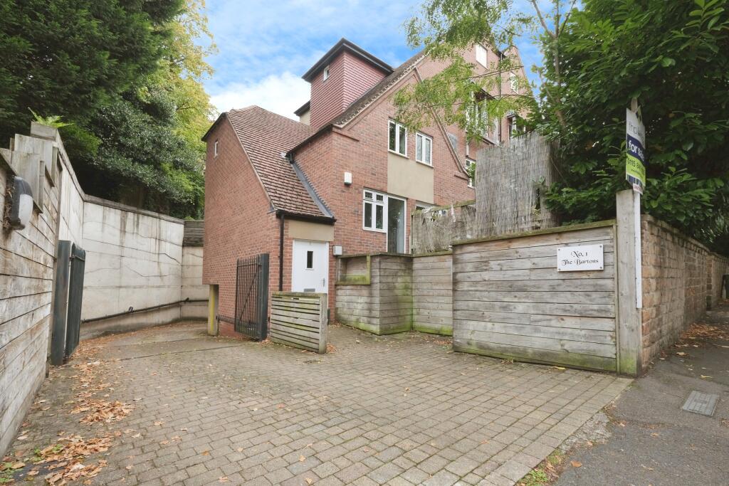 Main image of property: The Bartons, Nottingham, NG7