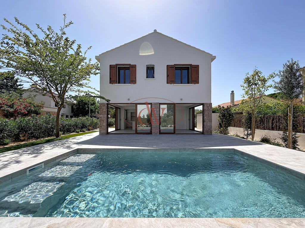 Main image of property: Languedoc-Roussillon, Pyrénées-Orientales, St-Cyprien