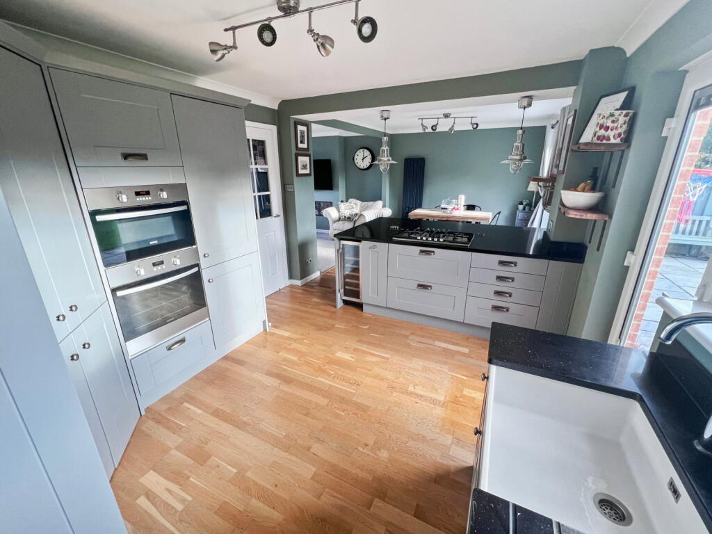 House in Canterbury - View 4