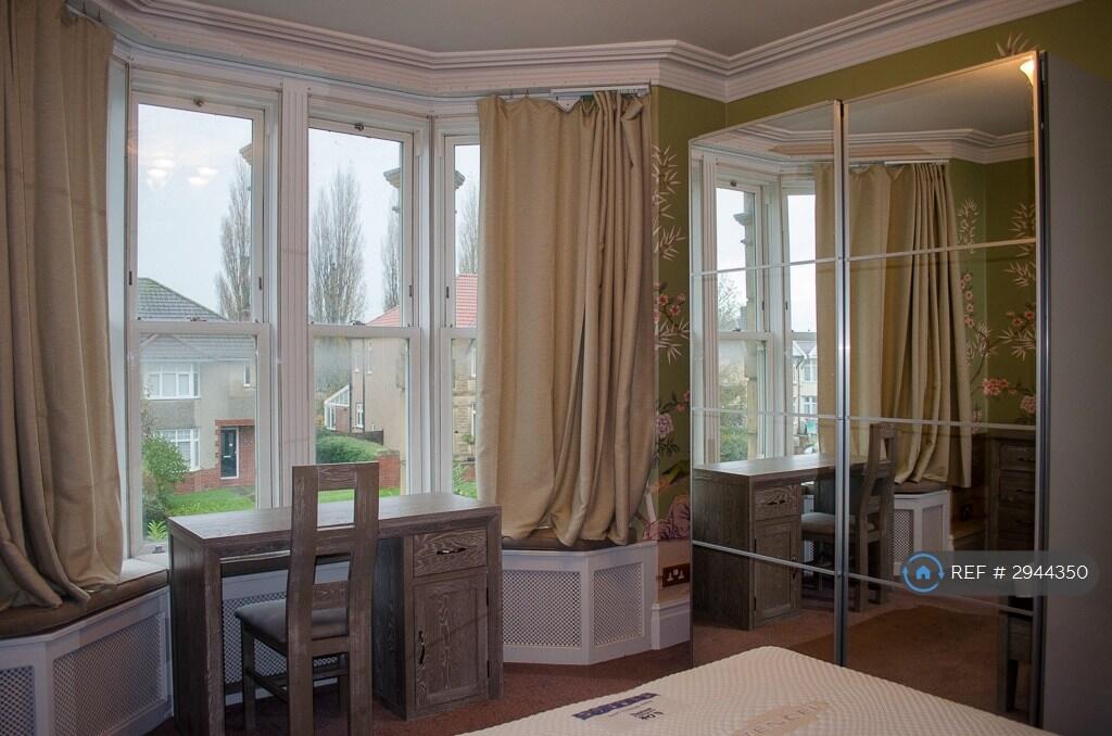 Main image of property: Bath Road, Keynsham, Bristol, BS31