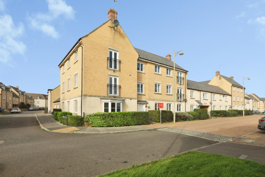 Main image of property: Sorrel Way, Carterton, OX18