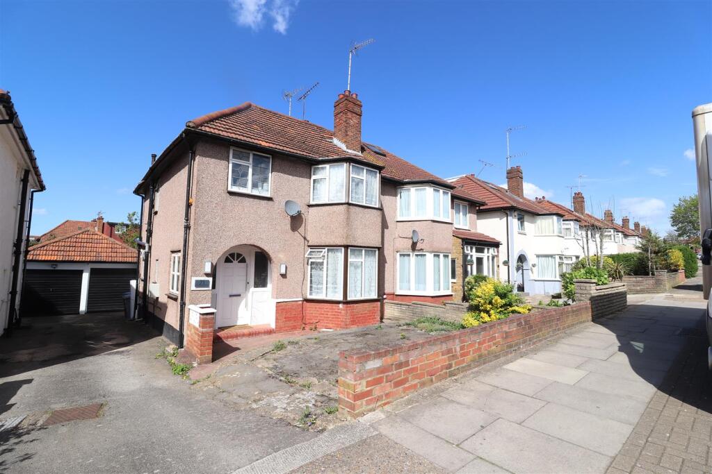 Main image of property: Crest Road, London