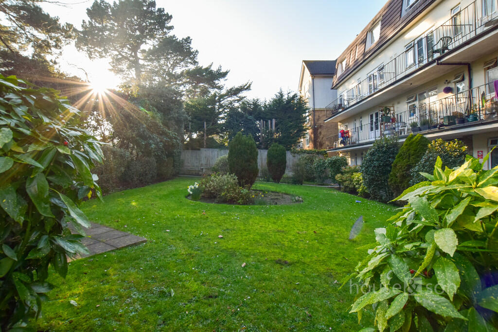 Additional image 8 of Pinelands, 18 Knyveton Road, Bournemouth, BH1