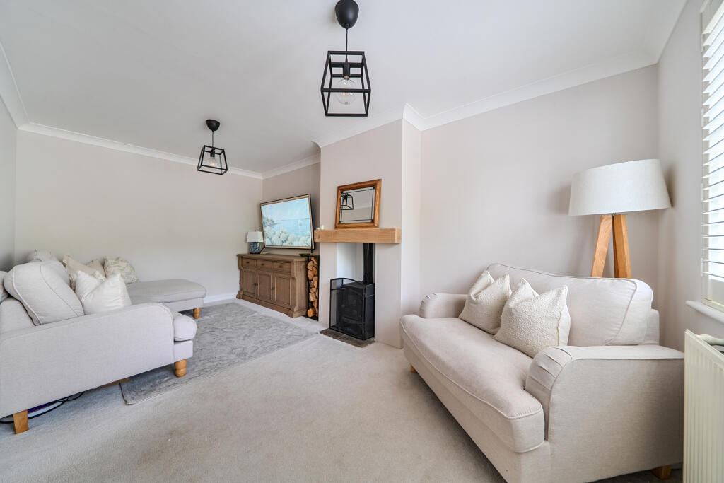 House in Guildford - View 5