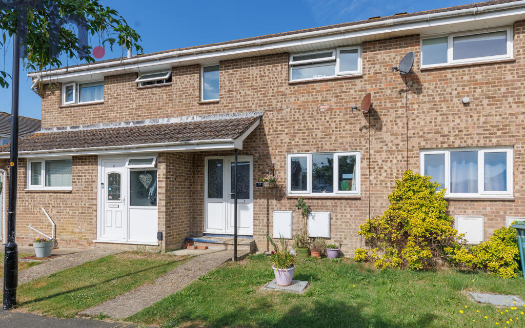 House in Newport, Gunville - View 2