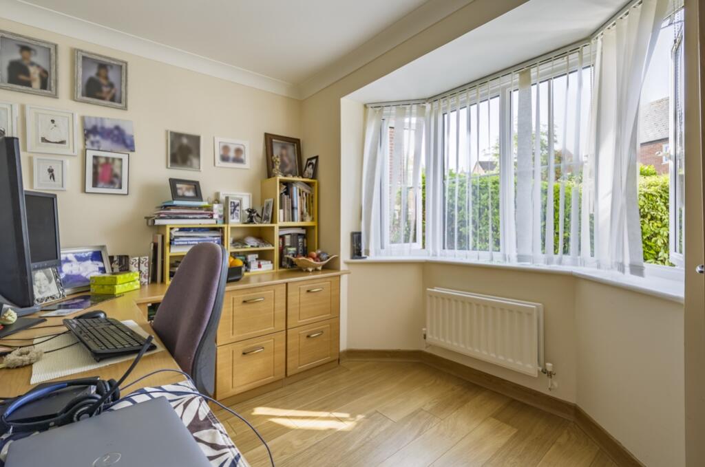 House in Swindon - View 5
