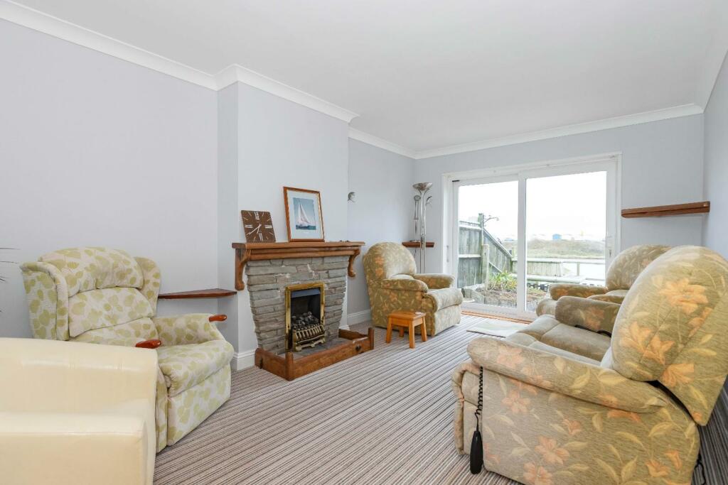 Brighton Road, Lancing photo 4
