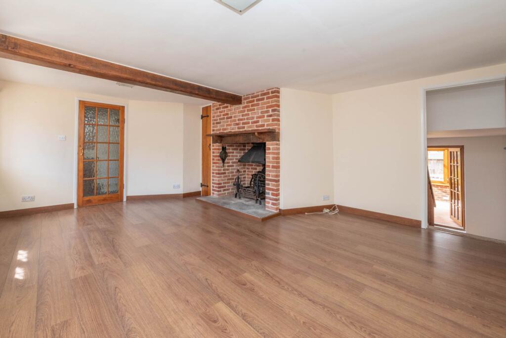 House in Canterbury - View 4