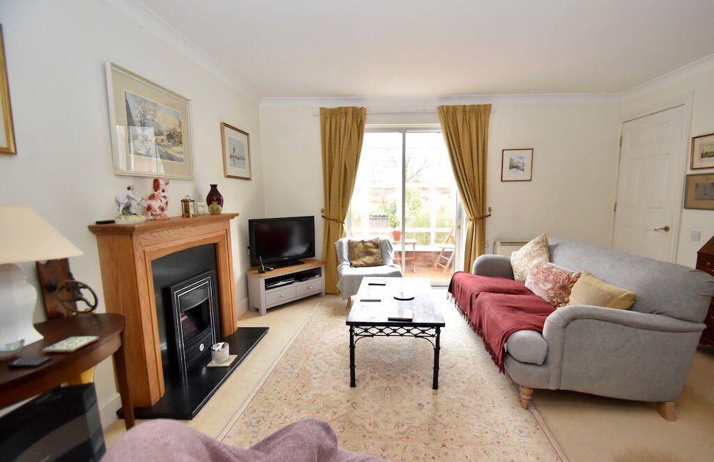 St. Lucians Lane, Wallingford, OX10 9ER photo 2