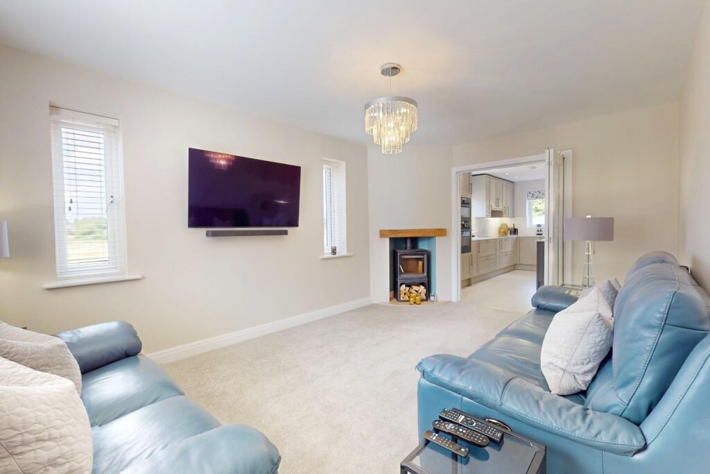 House in Telford, Waters Upton - View 3